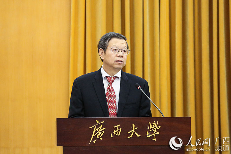 刘正东在国际投资贸易与广西自贸区法制建设国际研讨会上的致辞来自世界各地的国际投资贸易法研究专家们汇聚beat365英国官方网站，围绕中国（广西）自由贸易试验区建设需要，共同探讨国际经贸投资合作中的法律风险及解决之道，我表示诚挚的欢迎和衷心的感谢【详细】 